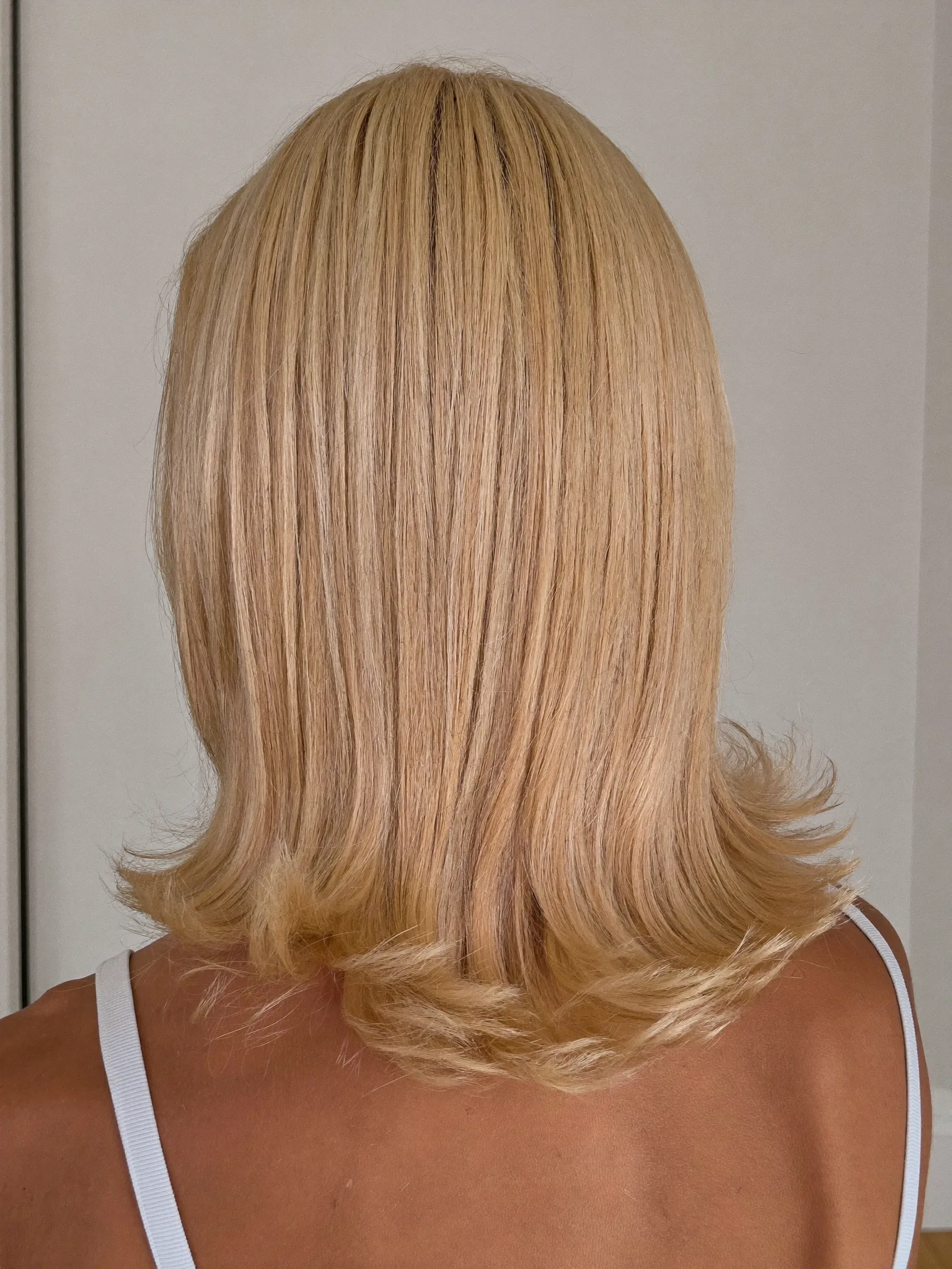 Soft blonde, two sittings
