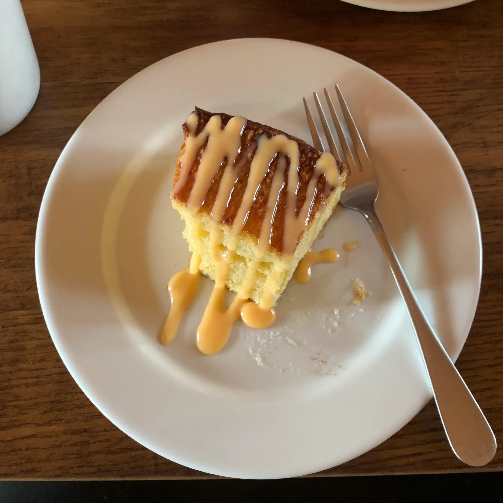 Homemade lemon drizzle